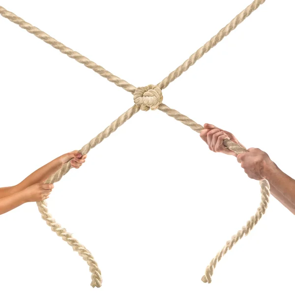 Händerna på människor dra repet på vit bakgrund. Konkurrens-konceptet — Stockfoto