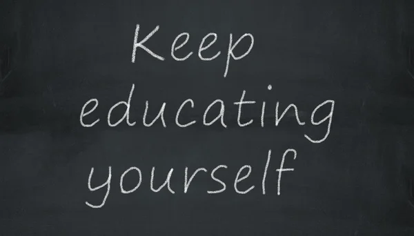 Chalkboard keep education yourself иллюстрации — стоковое фото