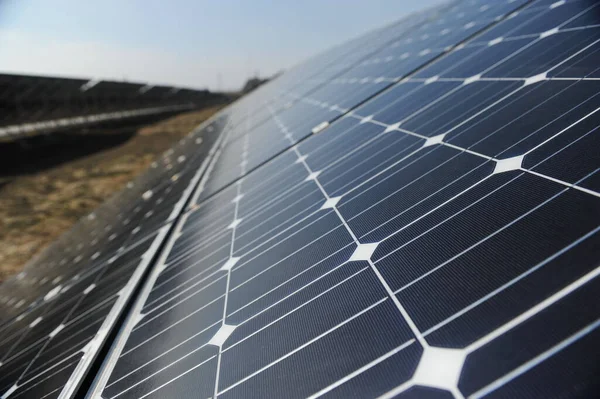 Almaty Cazaquistão 2016 Tecnologia Microconexão Painéis Solares Para Coletar Energia — Fotografia de Stock
