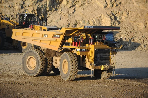 East Kazakhstan Region Kazakhstan 2015 Mining Unloading Copper Ore Quarry — Stock Photo, Image