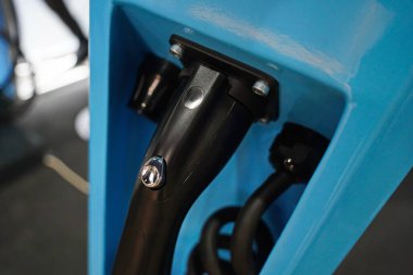 Almaty, Kazakistan - 04.02.2025: Elektrikli arabalar için güç kaynağı. Araba şarj sistemi.