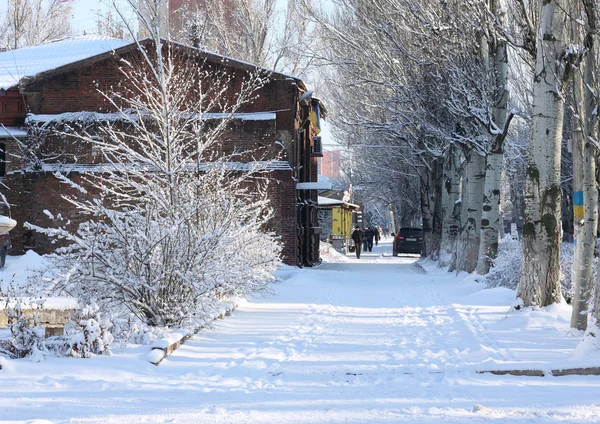 Sloviansk calles después de la noche nevada — Foto de Stock