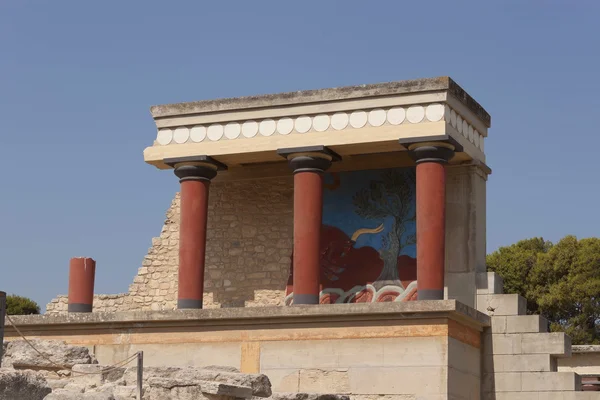 Restored balcony colonnade relief fresco depicting bull — Stock Photo, Image