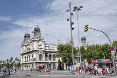 Barcelona'da bir liman inşa