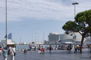 Quay adlı Barcelona bağlantı noktası