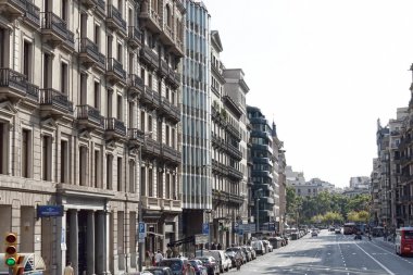 Barcelona sokaklarında trafik