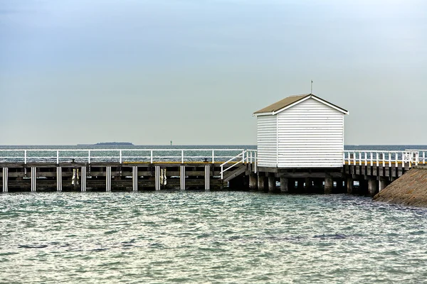 Hut op de pier — Stockfoto