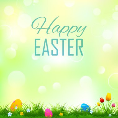 Çim renkli süslü yumurta