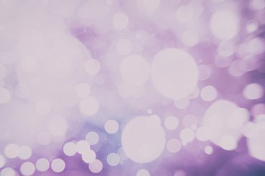 Festival arka plan. Glitter vintage ışıklar arka ışıklı defocused.