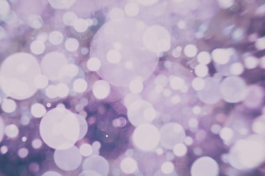 Festival arka plan. Glitter vintage ışıklar arka ışıklı defocused.