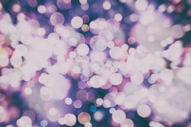 Festival arka plan. Glitter vintage ışıklar arka ışıklı defocused.
