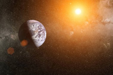 Masaüstü duvar kağıdı veya yaratıcı grafik tasarımı için uygun, koyu arkaplanda yumuşak bulanıklık ile ışıldayan mor kozmik desen.