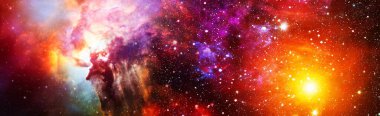 Bulutsu gecesi gökkuşağı renklerinde yıldızlı gökyüzü. Çok renkli dış uzay. Uzayın derinliklerindeki yıldız alanı ve nebula Dünya 'dan çok uzakta. Bu görüntünün elementleri NASA tarafından desteklenmektedir.