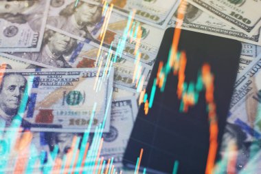 Konsept olarak bilgisayar ve iş stratejisi. Pazar analizinde kullanılan şamdan şeması ile mali diyagram