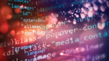 Masaüstü bilgisayar monitörü fotoğrafı. Javascript fonksiyonlar, değişkenler, nesneler. Proje yöneticileri yeni bir fikir üzerinde çalışıyorlar. Gelecekteki teknoloji yaratma süreci.