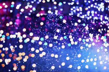 Doğal Bokeh ve parlak altın ışık şenlikli arka plan. Vintage sihirli arka plan rengi ile