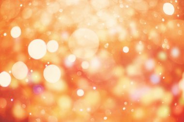 Doğal Bokeh ve parlak altın ışık şenlikli arka plan. Vintage sihirli arka plan rengi ile