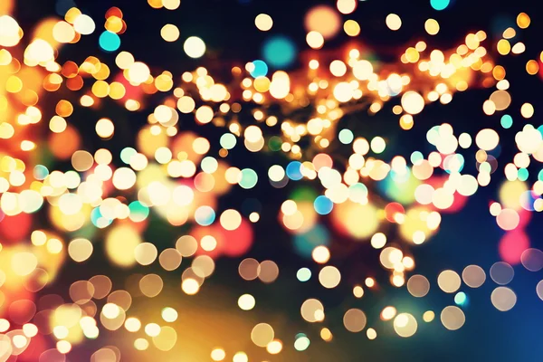 Fête de fond avec Bokeh naturel et lumières dorées lumineuses. Vintage fond magique avec couleur — Photo