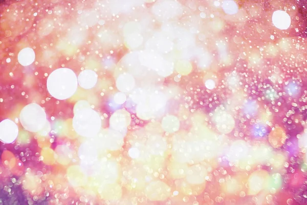 Festlicher Hintergrund mit natürlichem Bokeh und leuchtend goldenen Lichtern. Vintage magischen Hintergrund mit Farbe — Stockfoto