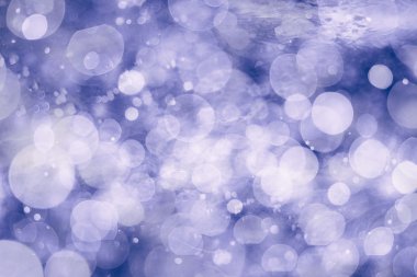 Bokeh ışıkları ve yıldız desenli şenlikli soyut arkaplan