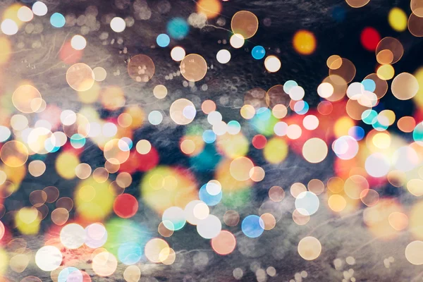 Fête de fond avec Bokeh naturel et lumières dorées lumineuses. Vintage fond magique avec couleur — Photo