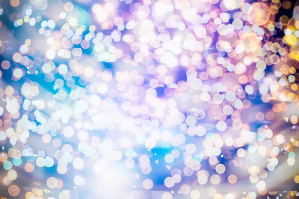 Festlicher Hintergrund mit natürlichem Bokeh und leuchtend goldenen Lichtern. Vintage magischen Hintergrund mit Farbe — Stockfoto