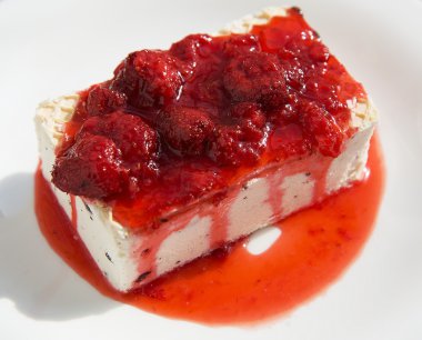 Dondurmalı çilek beyaz plaka