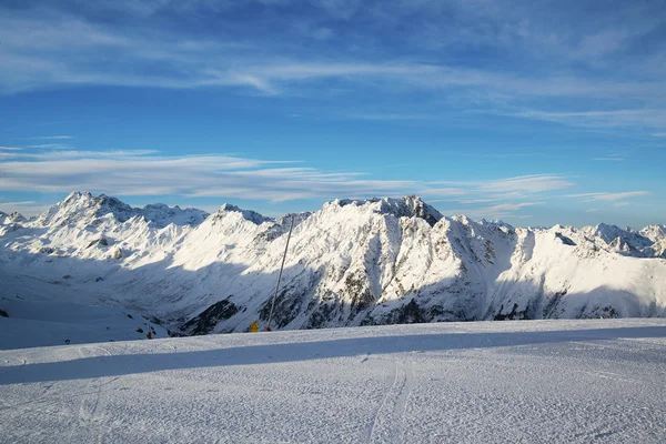 Mattina delle Alpi in inverno a Ischgl - Alpi montane, Austria — Foto Stock