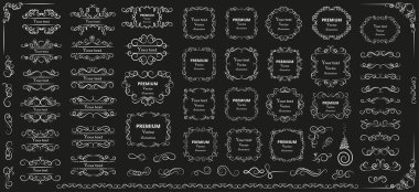 Kaligrafik tasarım elementleri. Dekoratif girdaplar ya da parşömenler, eski çerçeveler, zenginlikler, etiketler ve bölmeler. Retro vektör illüstrasyonu.