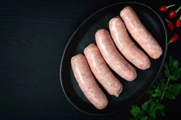 Raw Sausages Pan Parsley Spices — Stock Photo, Image