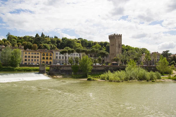 Rio Arno em Florença, Itália. — Fotografia de Stock