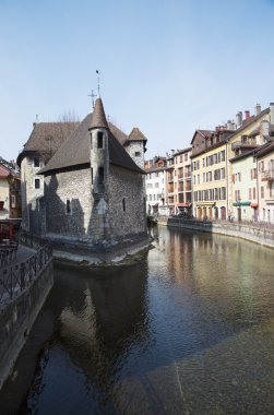 Pitoresk Ortaçağ kale cezaevi