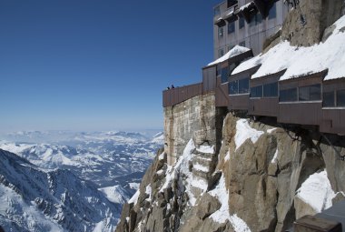 Alpler üzerinden aiguille du midi Dağı manzarası