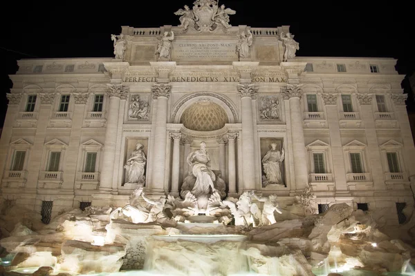 De beroemde Trevifontein in Rome. — Stockfoto