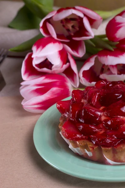 Fresh strawberry tart on a plate — Stock Photo, Image