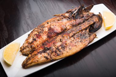 Limonlu ızgara balık