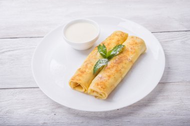 süzme peynir ile Pancakes
