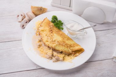 Mantar ve soğan ile gözleme