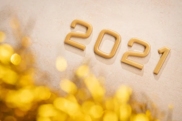Gyllene 2021 Nummer Med Gott Nytt Stenbakgrund Ovanifrån — Stockfoto