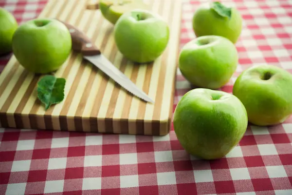 유기농 녹색 사과 — 스톡 사진
