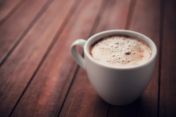 Copo branco de cappuccino aroma — Fotografia de Stock