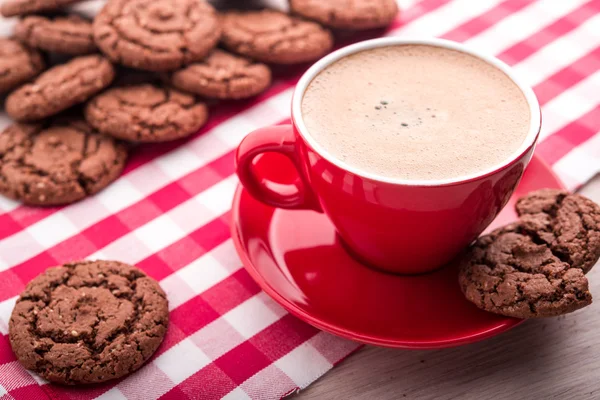 Café et biscuits au chocolat — Photo