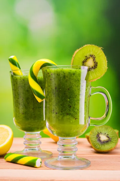 Dieet cocktail met kiwi fruit — Stockfoto