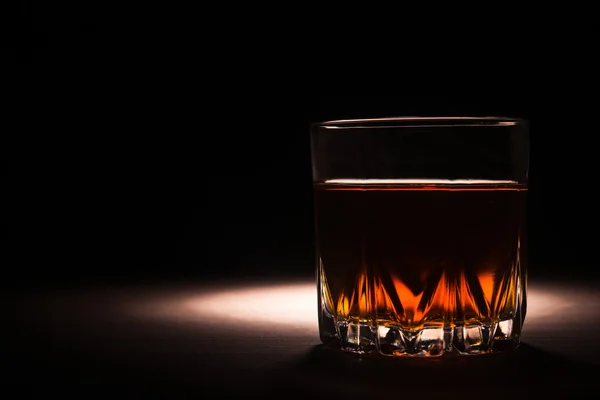 Whiskey beverage in glass — Stock Photo, Image