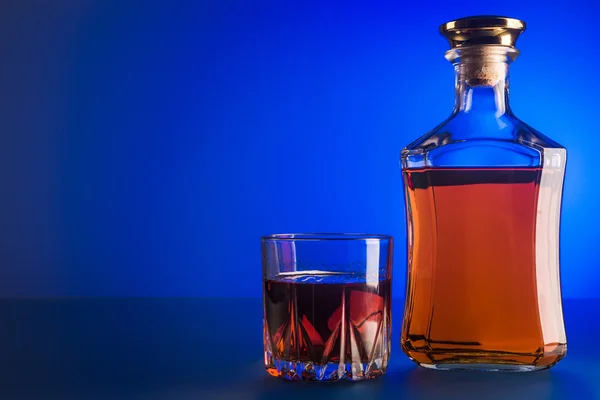 Üveg whiskey-ital — Stock Fotó