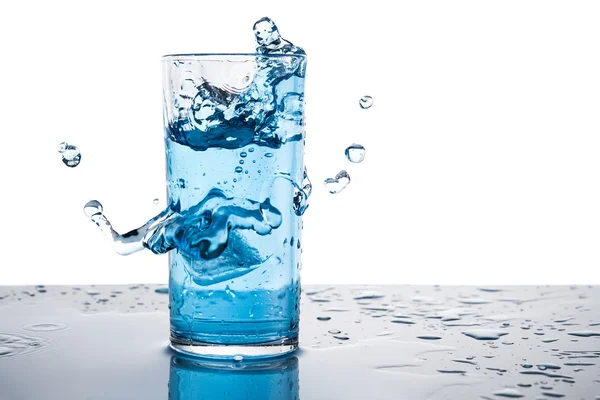 Splash de água em vidro — Fotografia de Stock
