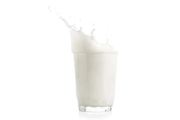 Spritzer Milch im Glas — Stockfoto