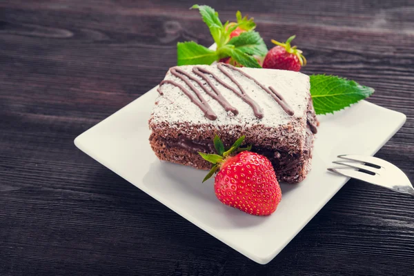 Bolo de chocolate no prato Imagem De Stock