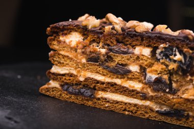 fındık ile lezzetli çikolatalı kek