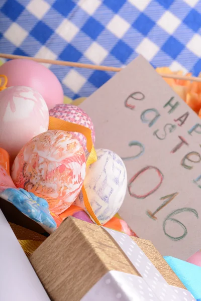 Hand made eggs at a gift box, happy easter invitation card — Stock Photo, Image